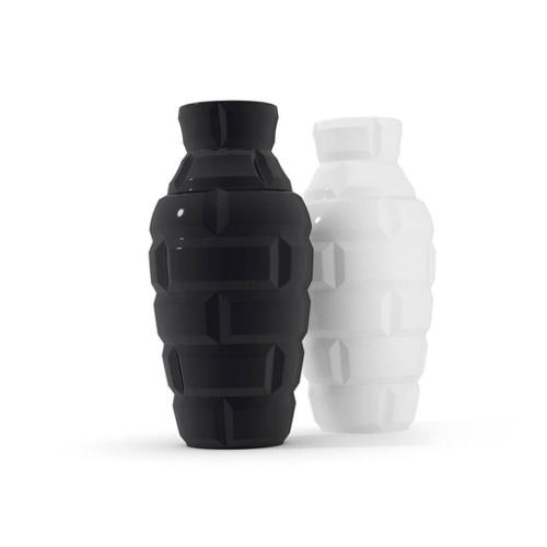 Chocofur porcelain vases preview image
